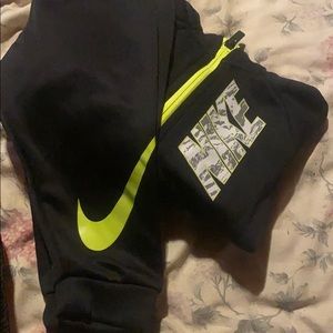 Nike jacket and sweatpants